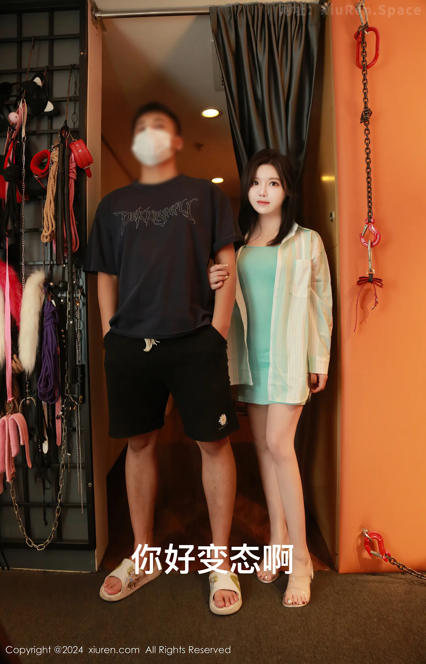 图片[4]-[XiuRen秀人网]VOL.8956 模特小薯条nienie性感黑色连衣短裙配黑丝袜秀完美身材诱惑写真69P-秀人网官方网站